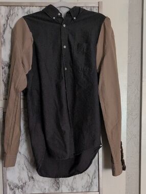 Custom Two-Tone Button-Up Shirt — Black Body with Brown Sleeves Large